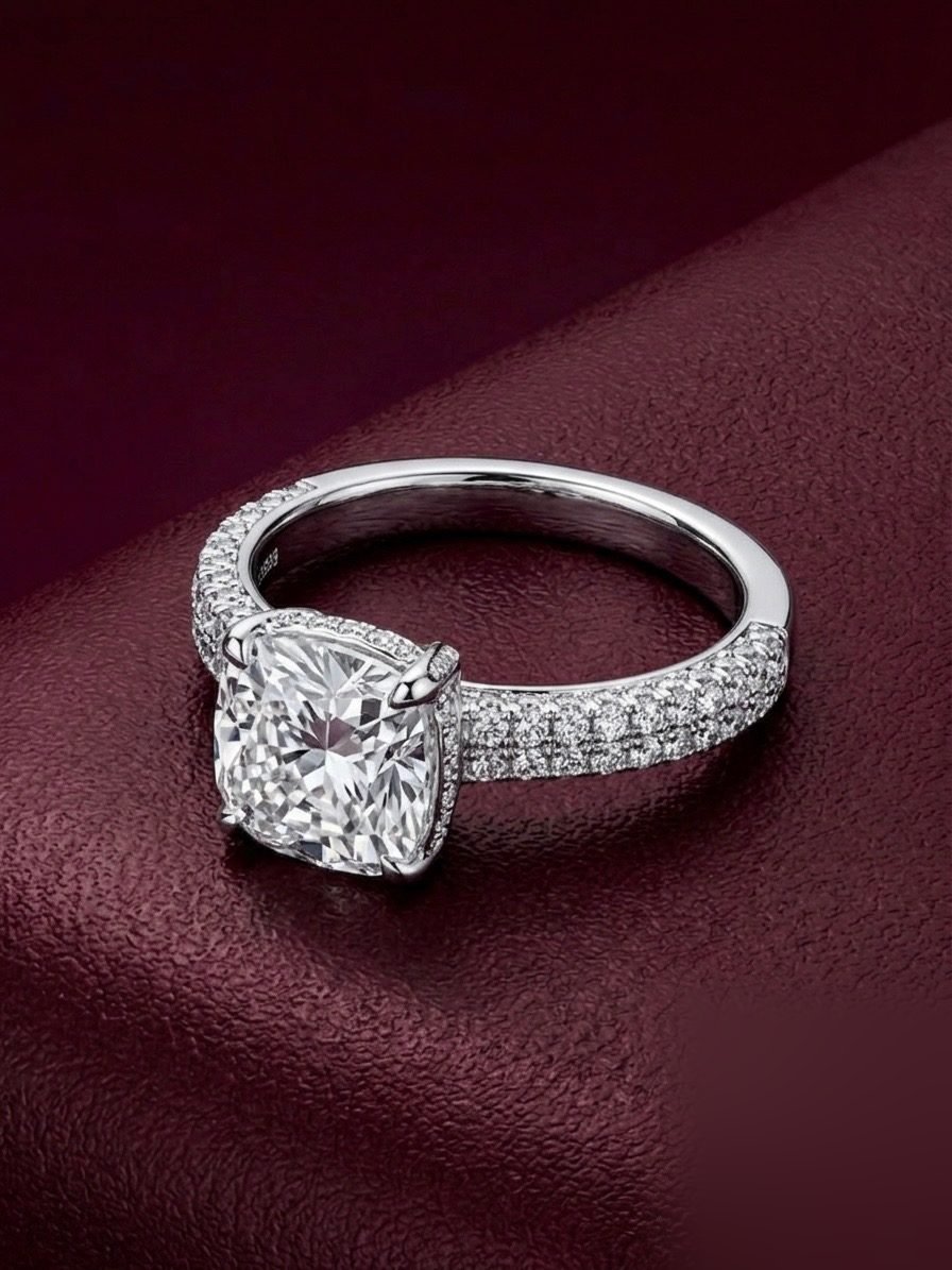 Cushion – pavé band